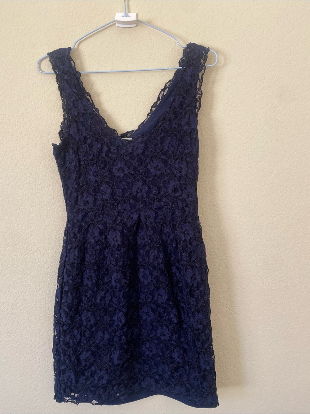 Joie women’s size XS black and blue lace mini dress